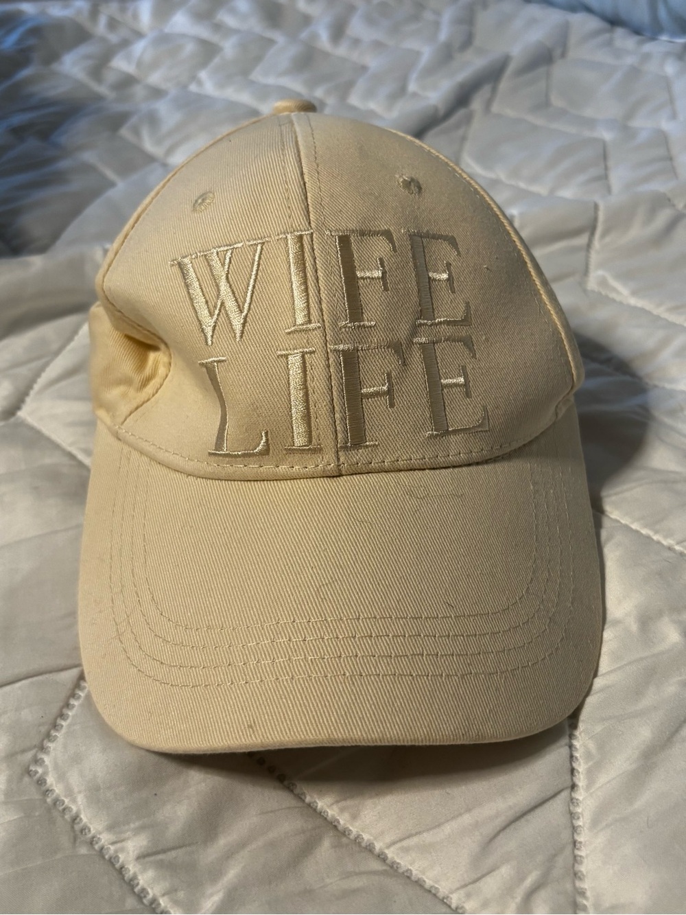 WIFE LIFE Embroidered Baseball Cap - Cream